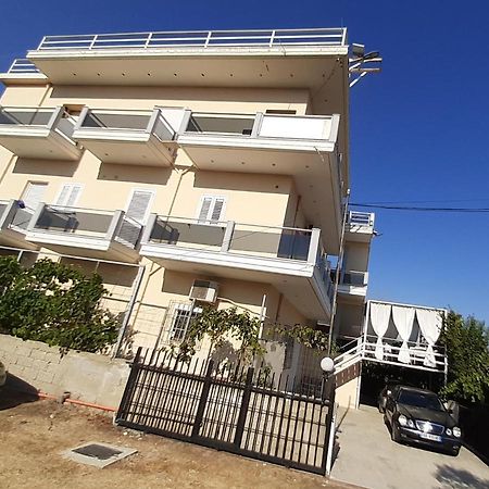 Collaku Apartment'S Vlorë Eksteriør billede