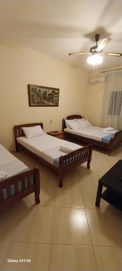 Collaku Apartment'S Vlorë Eksteriør billede