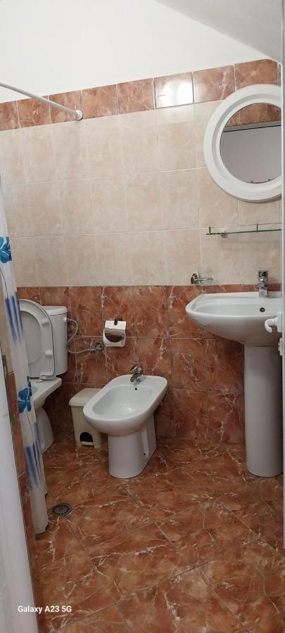 Collaku Apartment'S Vlorë Eksteriør billede