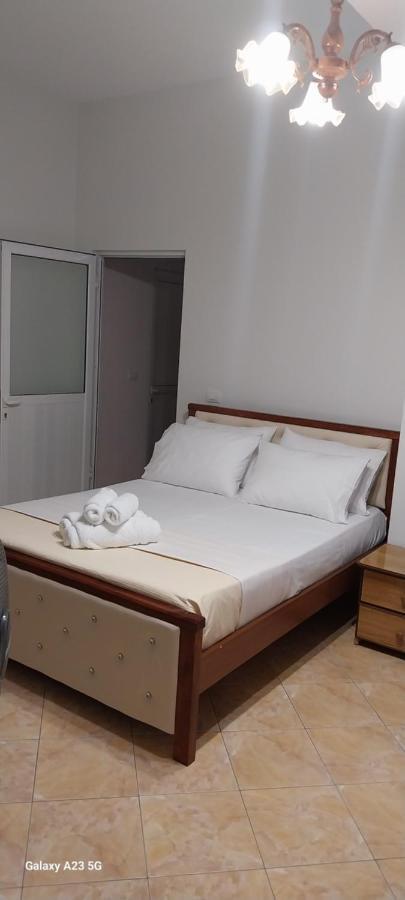 Collaku Apartment'S Vlorë Eksteriør billede