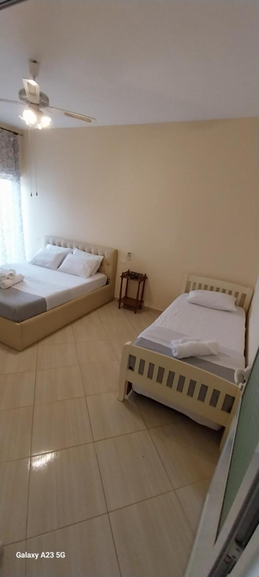 Collaku Apartment'S Vlorë Eksteriør billede