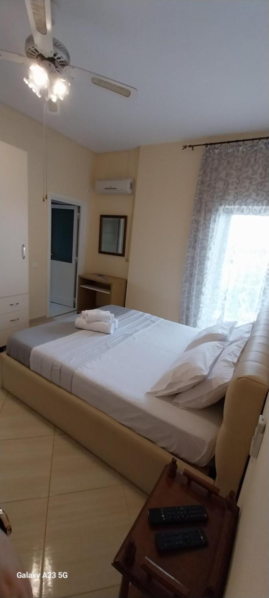 Collaku Apartment'S Vlorë Eksteriør billede