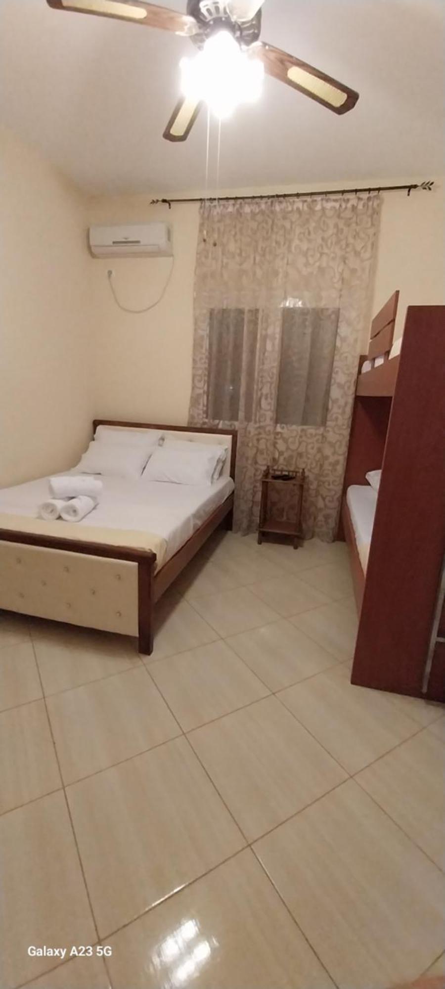 Collaku Apartment'S Vlorë Eksteriør billede